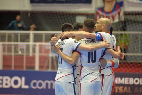 El futsal arrancó la Libertadores con dos triunfos