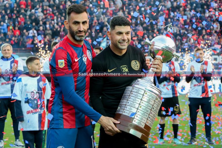 Torrico y Ortigoza con la Copa Libertadores