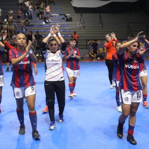 Polémica en la derrota de las Santitas en la final de la Supercopa de futsal
